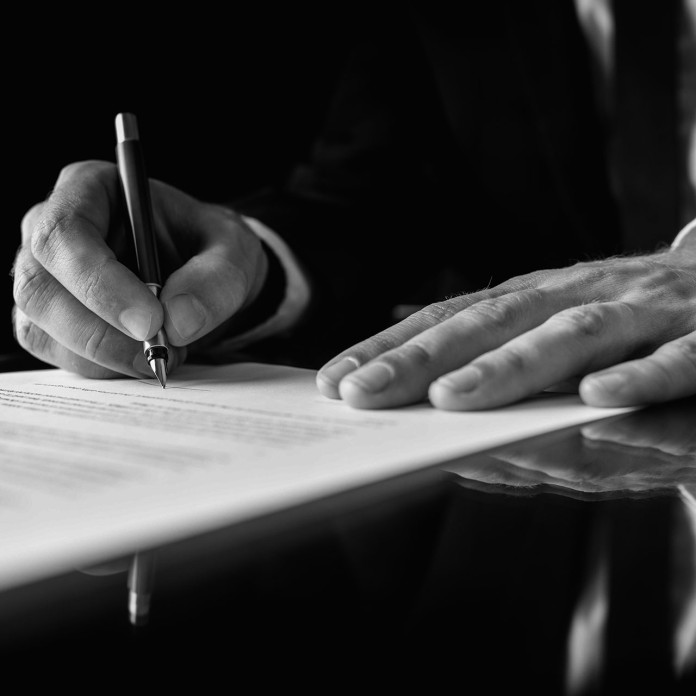 VKL Péritos Judiciales · Informes Periciales para Defensa en Tribunales de Justicia, Mediación y Arbitraje en Málaga